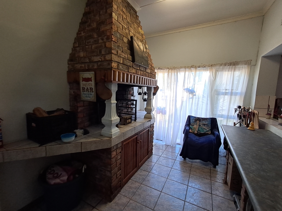 4 Bedroom Property for Sale in Mosel Eastern Cape
